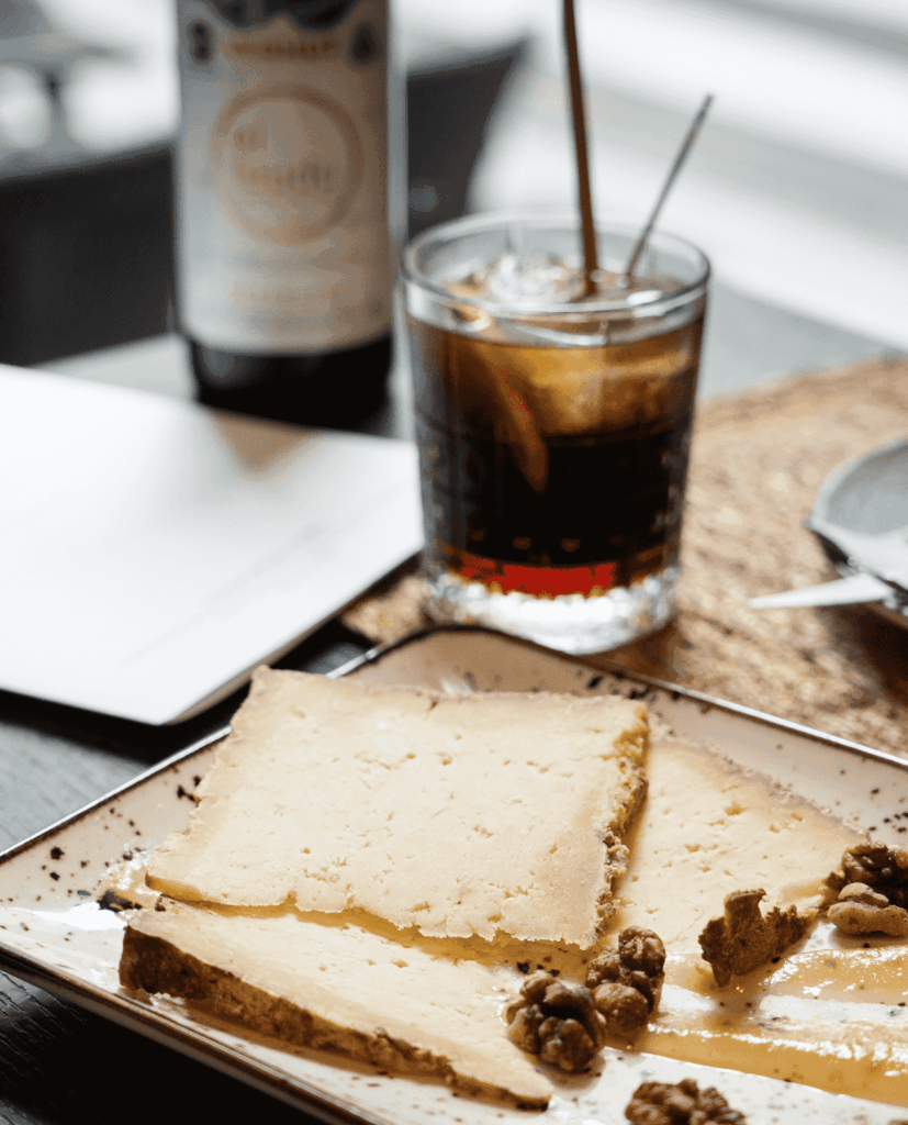 restaurante cerca de la playa de poniente en gijón el feudo