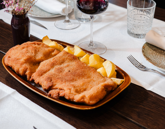 restaurante clásico de la hostelería gijonesa cocina asturiana de autor